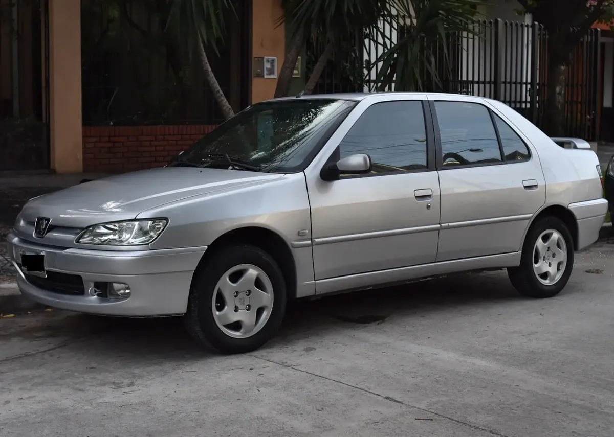 Peugeot 306 1.8 Boreal Aa