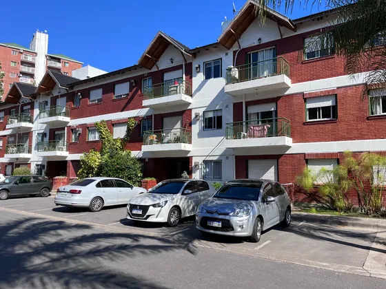 Departamento En Venta - Barrio Cerrado - Ezpeleta