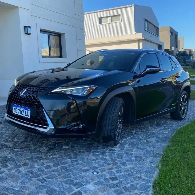 Lexus UX 250h