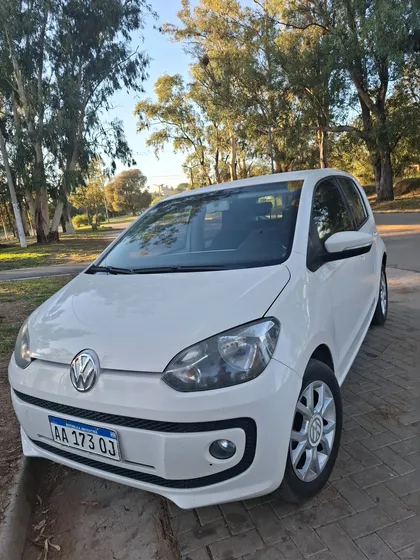 Volkswagen Up! 1.0 High Up! 75cv I-motion 3 P