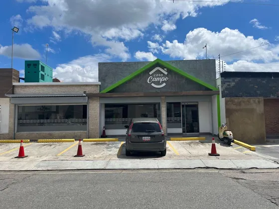 Venta De Local Comercial Urb El Viñedo