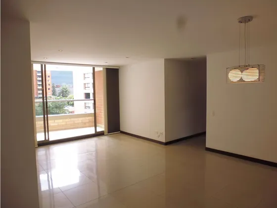 Apartamento En Arriendo, Santa Ma. Los Ángeles Medellín