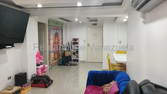 Apartamento En Venta, Oportunidad, Av. Fuerzas Armadas, Parroquia Altagracia