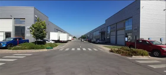 Bodega Full Equipada - Seguridad 24/7 - Parque Industrial.