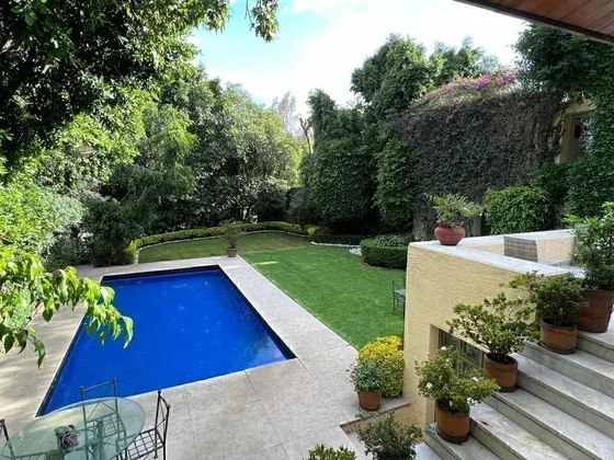 Casa En Venta Bosques De Las Lomas Con Alberca