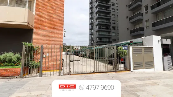 Cochera En Florida Mitre/este