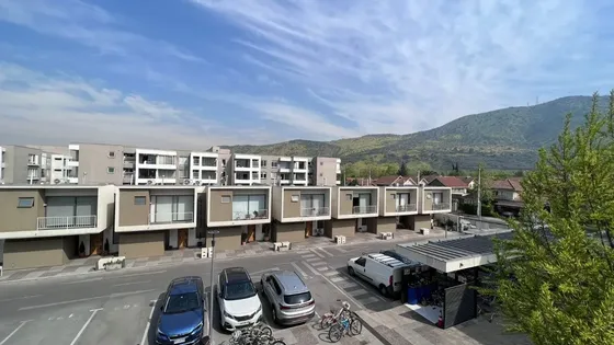 Espacios Y Comodidad Thown Houses, 2 Est. Subte.y 3 Niveles