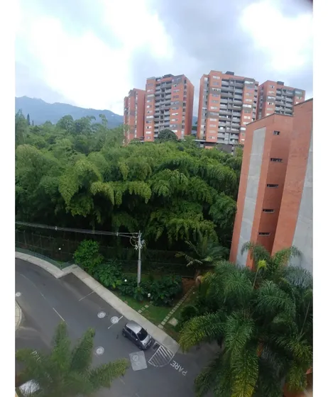 Apartamento Para Arriendo Sector Cumbres, Envigado