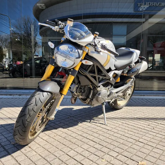 Ducati Monster 1100 S Gris Año 2010 Ducati Rosario