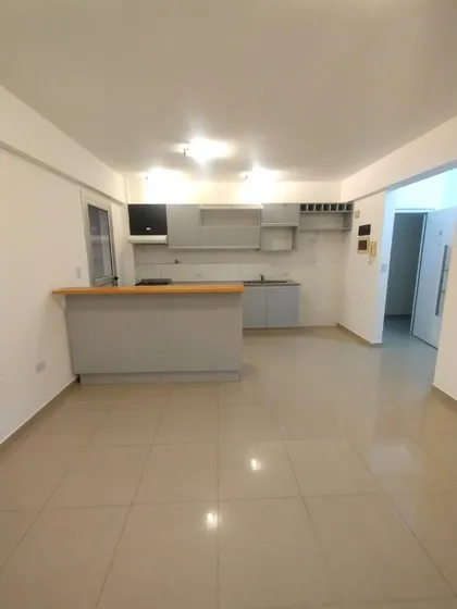 Departamento 2 Ambientes Berazategui Centro Terrazas Al Rio Piso 10 Con Cochera 