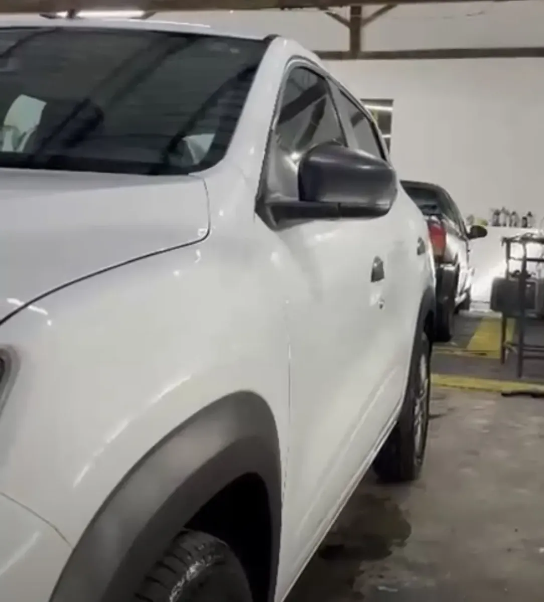 Renault Kwid 2023 1.0 12v Zen Sce 5p — foto 7
