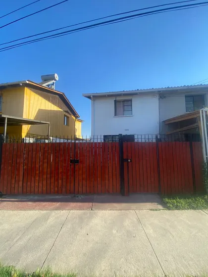 Se Vende Casa Con Amplio Terreno En Conchali
