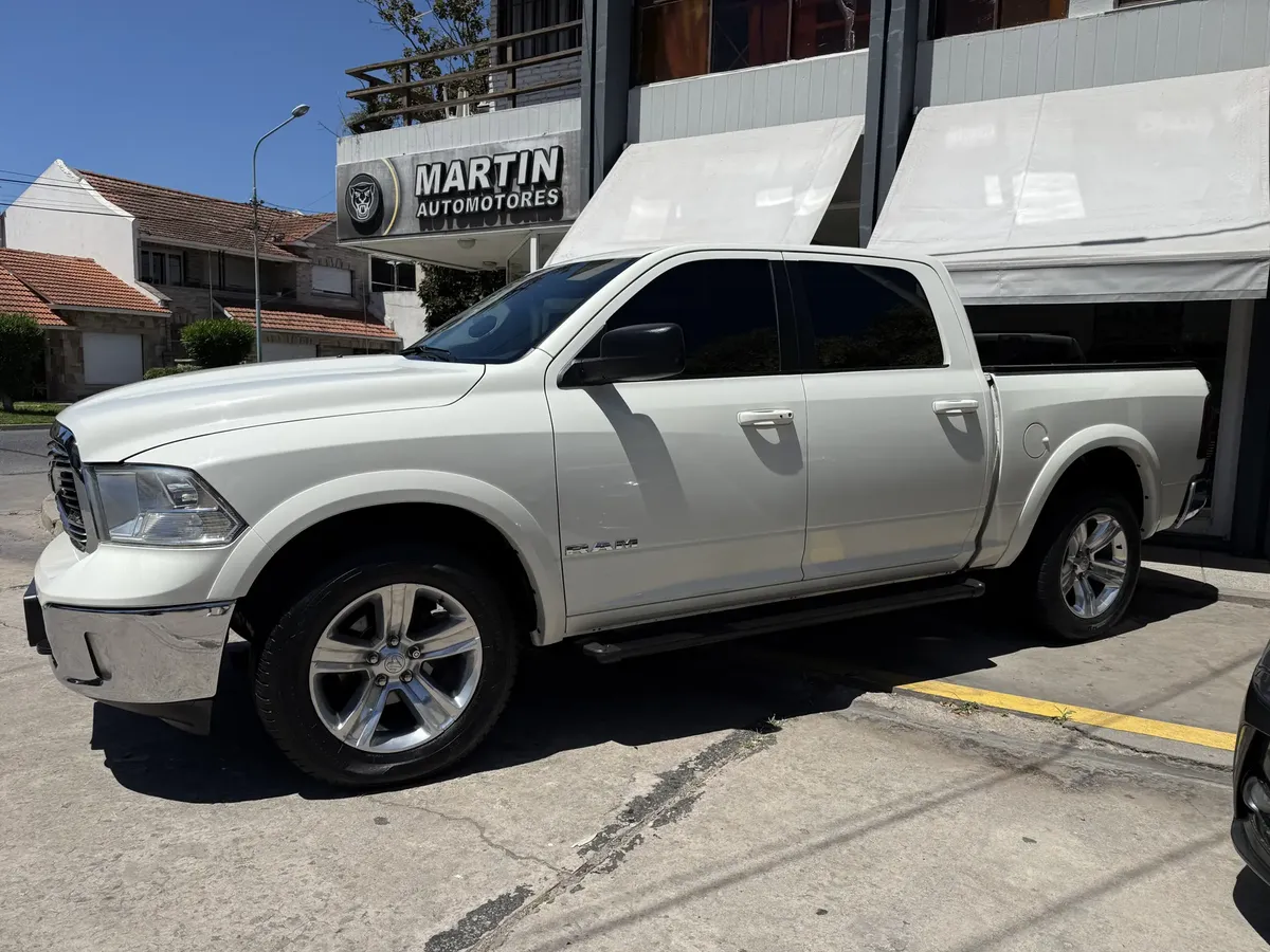 RAM 1500 Laramie