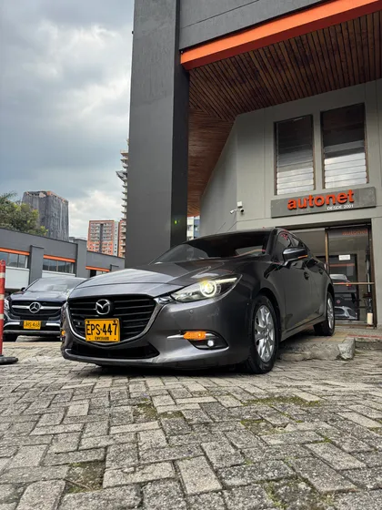 Mazda 3 2.0 Touring At