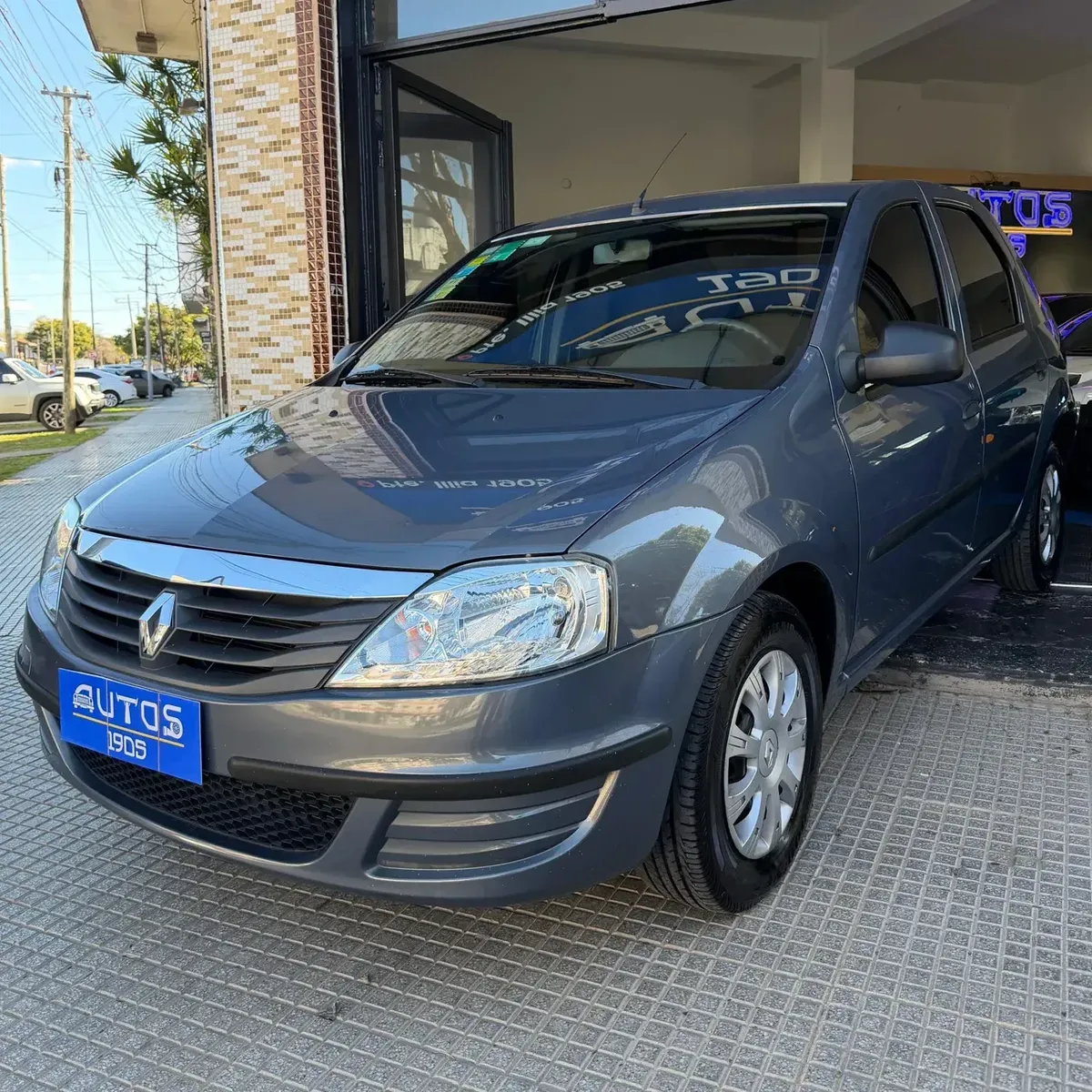 Renault Logan 1.6 Authentique Pack I 90cv