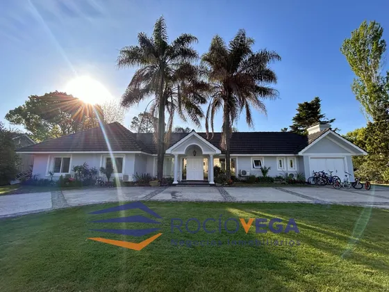 Casa En Venta En Country San Diego, Moreno