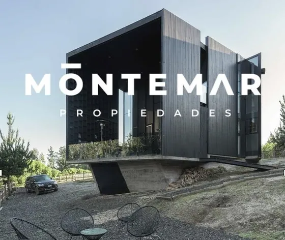 Moderna Casa De 4 Dorm. En Pichilemu Sector Punta De Lobos