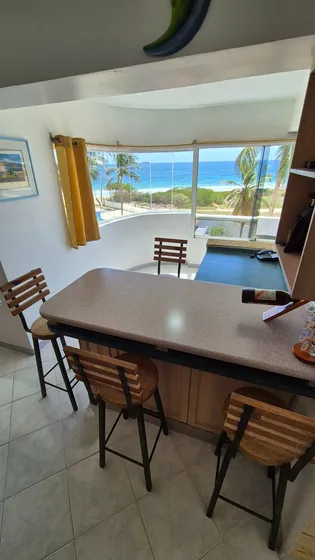 Venta Apartamento Exclusivo Conjunto Playa Moreno Edificio Alejandra Vista Al Mar Piso Bajo Cerca Playa La Caracola Isla De Margarita 