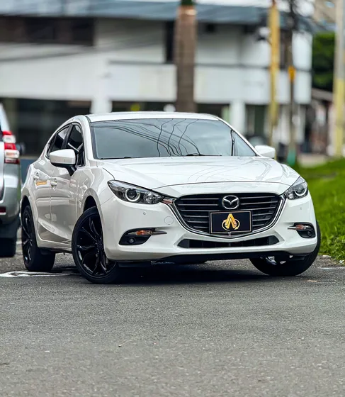 Mazda 3 2.0 Sport Touring