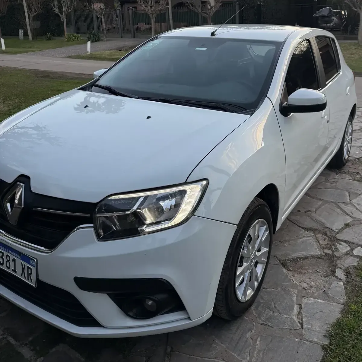 Renault Sandero 1.6 16v Zen