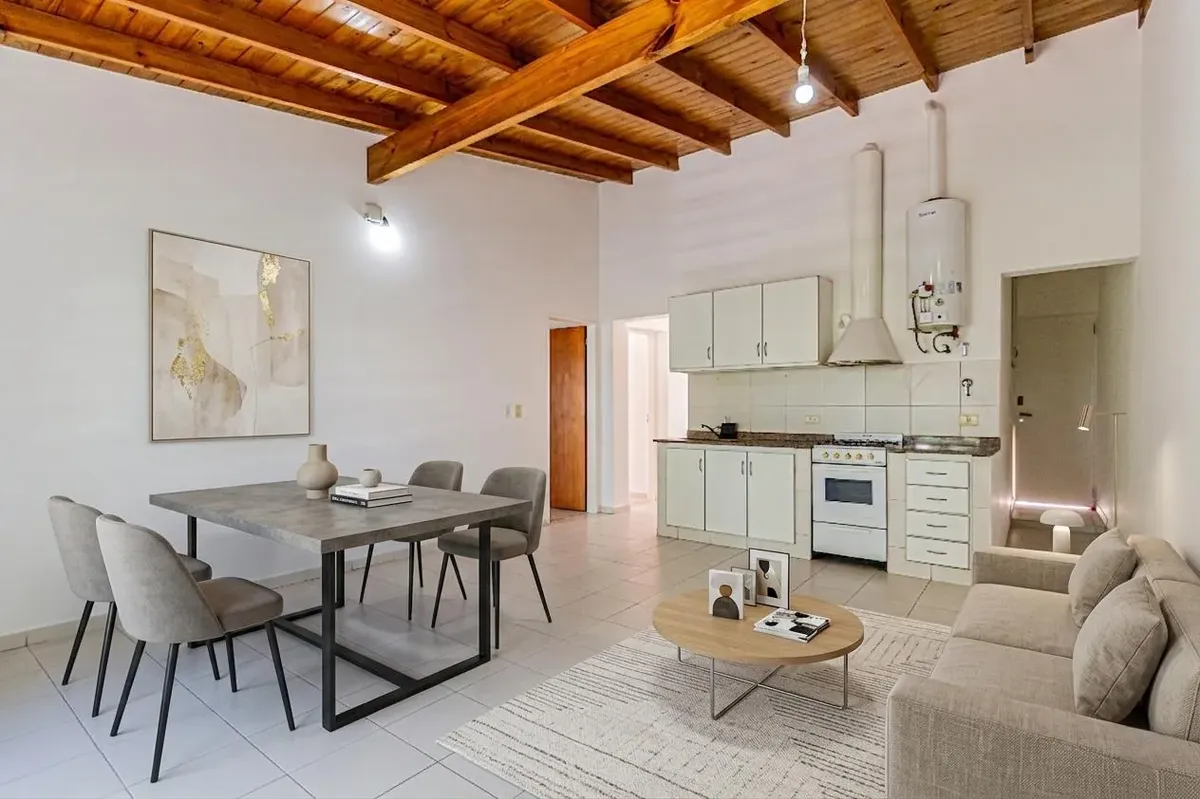 PH for Sale – 3-Room Unit with Garage, Terrace, and No Maintenance Fees in Ciudadela