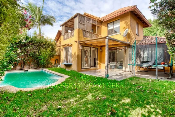 Propiedad En Venta Ubicada En Un Barrio Consolidad...