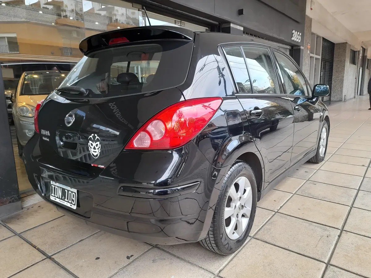 Miniatura 9