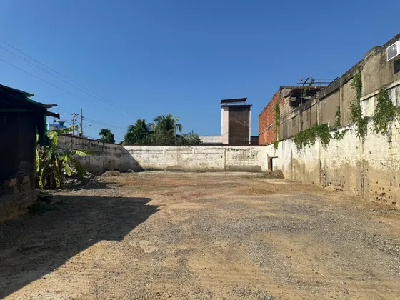 Gran Terreno En Zona Estratégica Ideal Para Inversión O Construcción