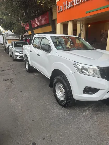 Nissan Np300 Frontier Doble Cabina Diesel 4x4 T/m