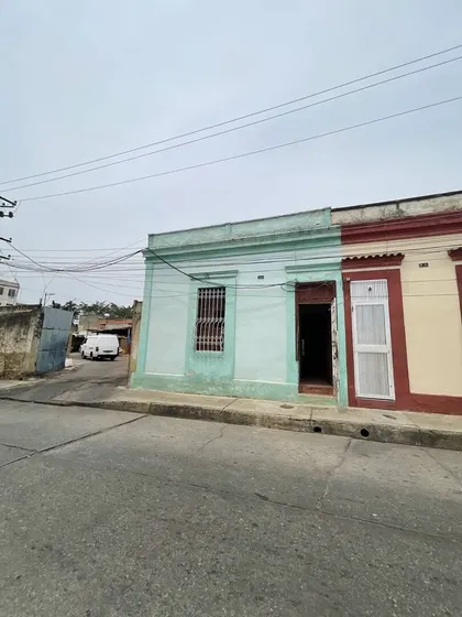 Casa Colonial En Venta Calle En Briceño Méndez