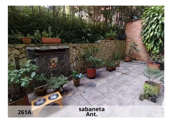 Venta De Exclusiva Casa En Unidad,  Sabaneta, Sector Cañaveralejo