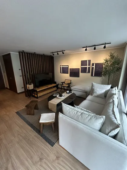 Moderno Depto. 2d+2b+1e Amplia Terraza Las Condes