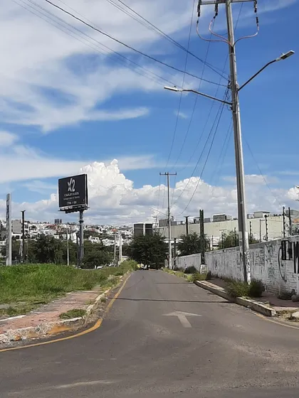 Venta De Terreno Comercial En Corregidora A Un Lado De La Ebc