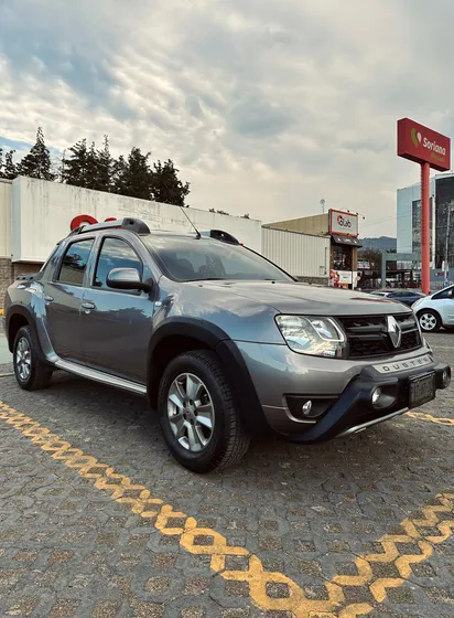 Renault Duster Oroch 2.0 16v Outsider