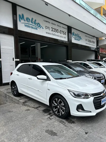 Chevrolet Onix 1.0 Turbo Flex Premier Automático
