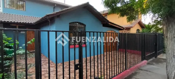 Casa En Venta De 4 Dorm. En Macul