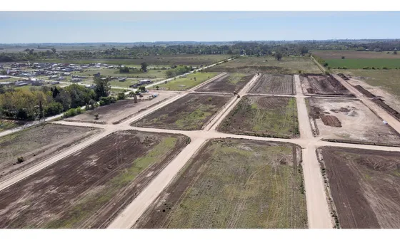 Venta Terreno En Ibarlucea - El Origen - Calles Internas Adoquinadas - Lote