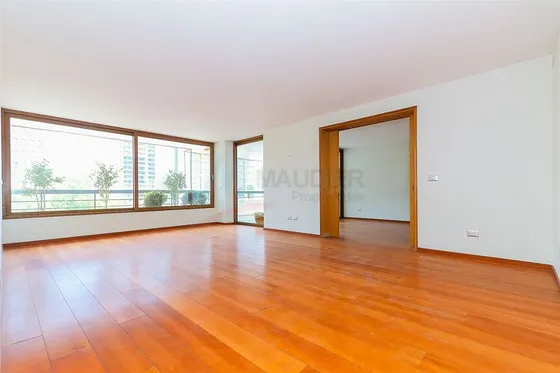 Departamento En Venta De 3 Dorm. En Las Condes