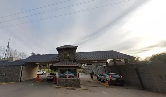 Quinta De 5 Ambientes Con Dependencia De Servicio Y Pileta En Venta En Loma Verde - Escobar