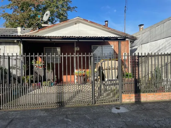 Casa En Venta De 3 Dormitorios En Curacautín Población Corvi