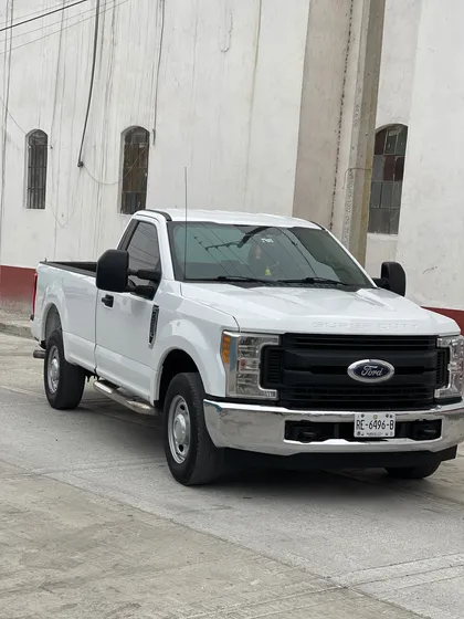 Ford F-250 6.2 Gasolina 8 Virlos