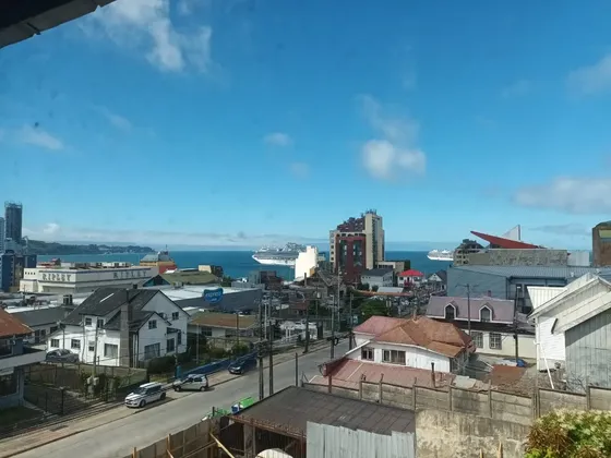 Espectacular Casa Formada Por 10d/9b Distribuidos En Dptos