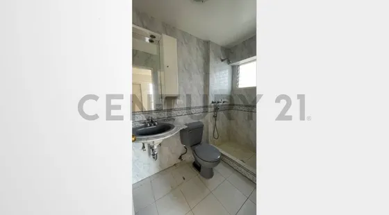Venta Apartamento  Los Naranjos El Cafetal: Refugio Con Vistas Incomparables!