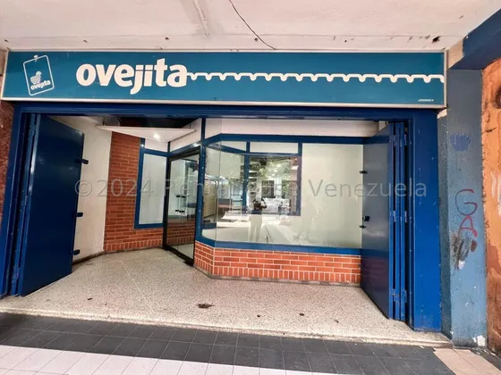 Rent-a-house Vende Amplio Local Comercial, En El Centro De La Ciudad, La Victoria, Estado Aragua, 25-13299 Gf.