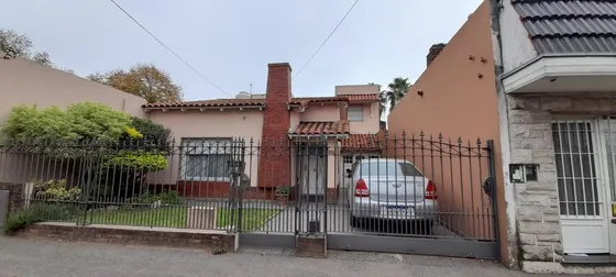 Casa  En Venta Ubicado En Turdera, Lomas De Zamora, G.b.a. Zona Sur