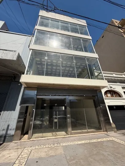 43 E/ 10 Y 11- Edificio En Venta