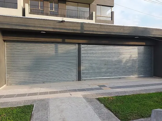 Local Comercial En Esquina De Alto Flujo | A Pasos Del Metro