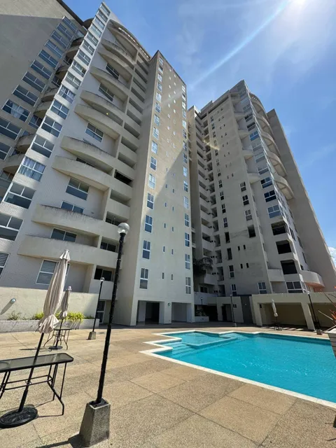 Apartamento En Venta Residencias Icerberg, Urb. Mañongo  Valencia.