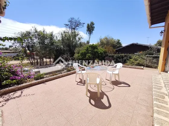 Casa 4d 3b - 201m2 - 585m2 - Algarrobo Clásico