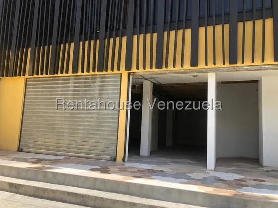 Excepcional Local A Pie De Calle, En La Principal De Colinas De Bello Monte Antes De Llegar A Ciudad Banesco25-24311 Mvg